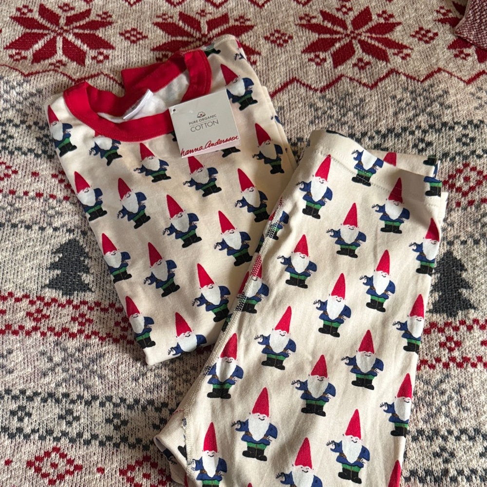 NWT Hanna Andersson Cream and Red Gnome Kids Pajamas Size 14